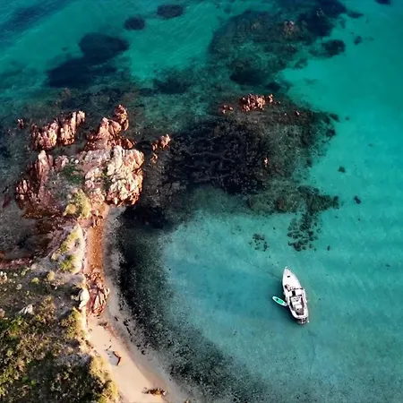 Wild Escape Deep Emotion Unicita Di Notte In Barca Nell'isola بوتيل