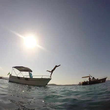 Wild Escape Deep Emotion Unicita Di Una Notte In Barca Nell'Isola ポルト・サン・パーオロ