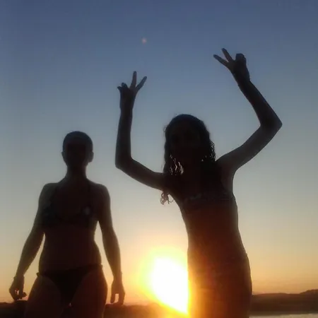 Wild Escape Island Bay Experience Botel *