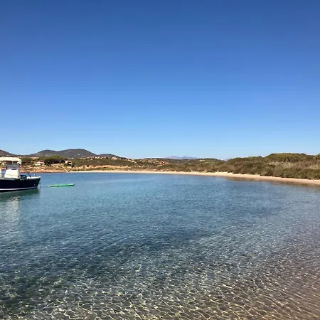Wild Escape Island Bay Experience Botel *